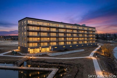 /international/us/901-adelaide-circle-muskegon-mi-110090902541/