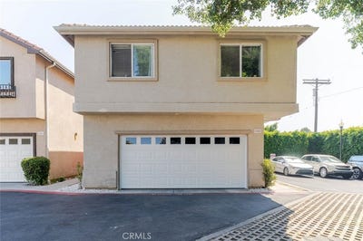 /international/us/8554-burnet-avenue-north-hills-ca-110107277729/