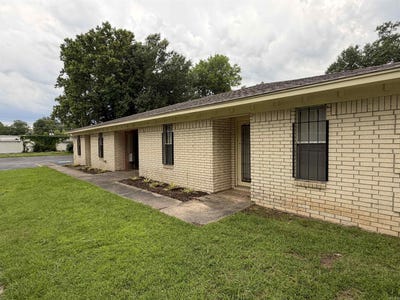 /international/us/1400-w-5th-ave-pine-bluff-ar-110108448206/
