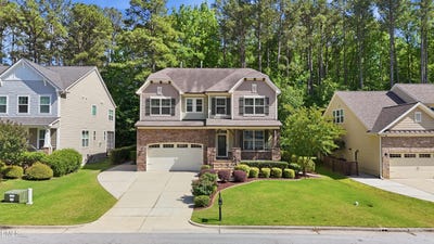 /international/us/1637-salem-village-drive-apex-nc-110107910285/