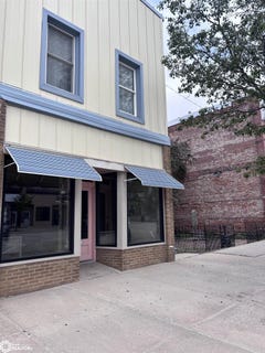 /international/us/542-2nd-street-traer-ia-110108166715/