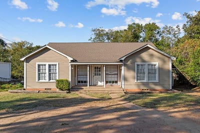 /international/us/2021-center-rd-nacogdoches-tx-110101358437/