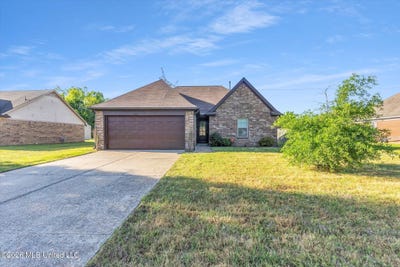 /international/us/3960-shae-pierce-drive-southaven-ms-110107505244/