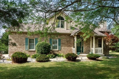 /international/us/8455-horseshoe-bn-road-ludlow-falls-oh-110101152886/