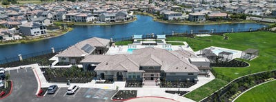 /international/us/10300-shorecliff-street-stockton-ca-110094279018/