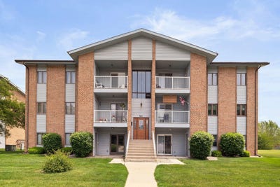/international/us/9651-merrillville-road-crown-point-in-110108382704/