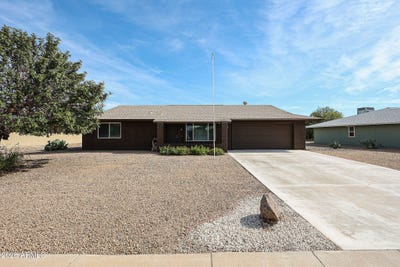 /international/us/17627-n-whispering-oaks-drive-sun-city-west-az-110120899224/