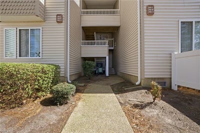 /international/us/246-dockside-drive-hampton-va-110106729788/