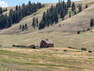 /international/us/73840-crow-creek-rd-enterprise-or-110101062888/