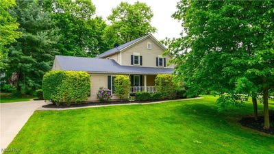 /international/us/205-ironwood-circle-aurora-oh-110100152553/