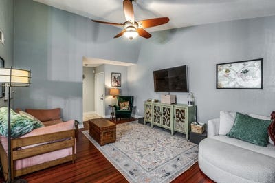 /international/us/1603-marsh-lane-carrollton-tx-110107504679/