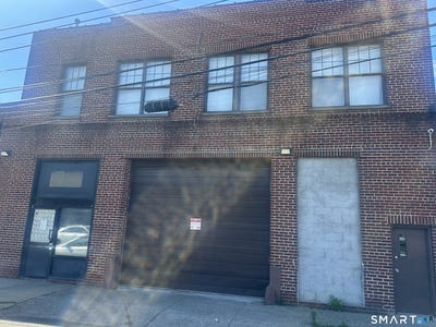 /international/us/136-mckinley-avenue-bridgeport-ct-110108426802/
