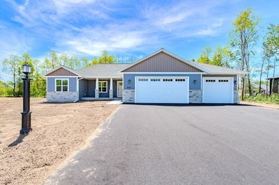/international/us/621-amberwood-way-plover-wi-110108451828/