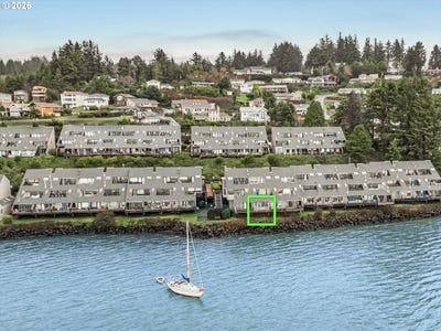 /international/us/1000-se-bay-blvd-newport-or-110104408264/