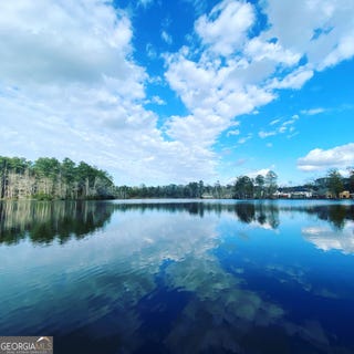 /international/us/427-lakeview-way-lagrange-ga-110120689048/