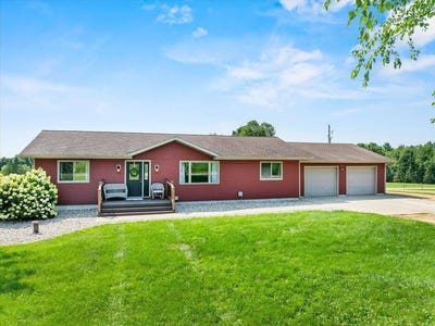 /international/us/214480-tiffybird-lane-stratford-wi-110101244685/