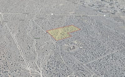 /international/us/buchannon-ranch-road-llano-ca-110107546020/