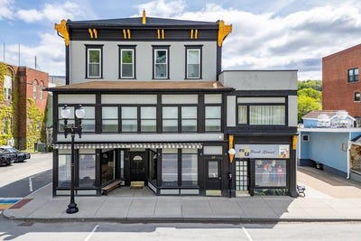 /international/us/57-63-park-street-adams-ma-110108613791/