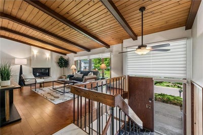 /international/us/4860-kingsberry-lane-minnetonka-mn-110108491965/
