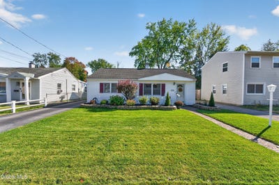/international/us/473-bradford-road-schenectady-ny-110120408878/