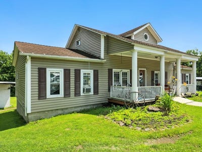 /international/us/1043-south-main-st-towanda-pa-110101050547/