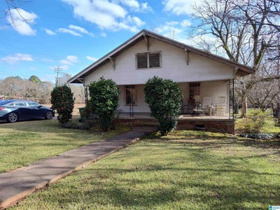 /international/us/394-clay-street-goodwater-al-110104552275/