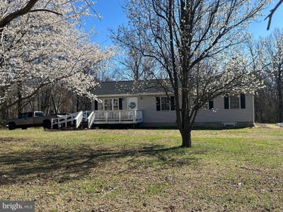 /international/us/1300-clatterbuck-lane-amissville-va-110106765996/