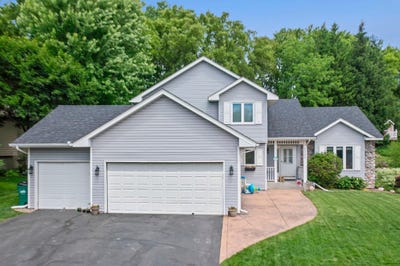 /international/us/1132-falls-circle-chaska-mn-110109121287/