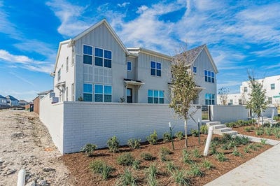 /international/us/2136-village-walk-place-aledo-tx-110105634259/