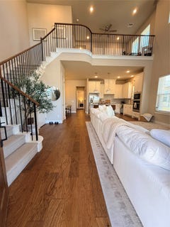 /international/us/8044-thomas-crossing-north-richland-hills-tx-110106844607/