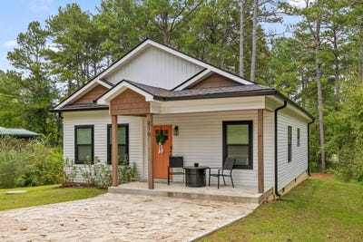 /international/us/210-neal-drive-rossville-ga-110120019734/