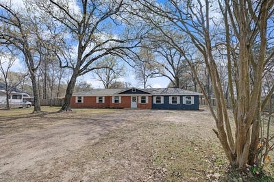 /international/us/160-horseshoe-circle-huntington-tx-110106208420/