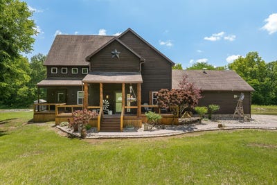 /international/us/6280-nw-sale-barn-rd-cameron-mo-110108606965/