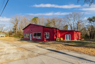 /international/us/9406-highway-one-south-hill-va-110104599910/