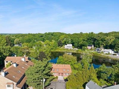 /international/us/212-washington-street-canton-ma-110099814084/