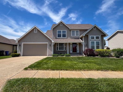 /international/us/209-oakmont-drive-south-sioux-city-ne-110107963968/
