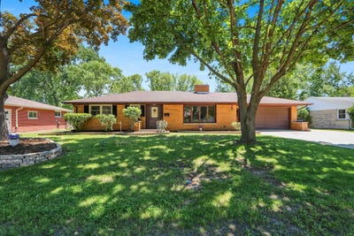 /international/us/237-s-clay-street-de-pere-wi-110108637684/?lang=zh-cn