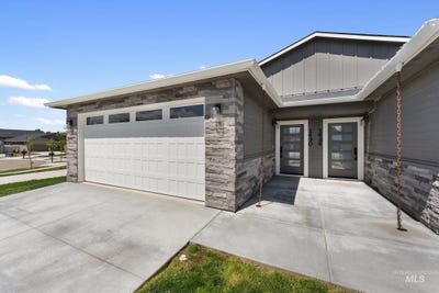/international/us/1430-w-lark-ct-nampa-id-110107505949/