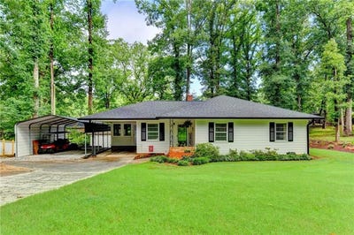 /international/us/307-pine-circle-monroe-ga-110108877983/