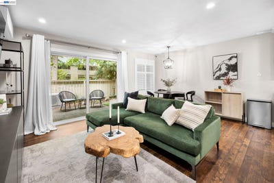 /international/us/2724-oak-rd-walnut-creek-ca-110106814276/