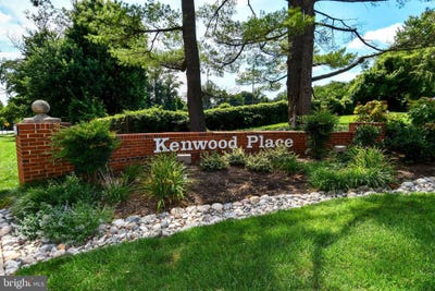 /international/us/5301-westbard-circle-bethesda-md-110119489727/