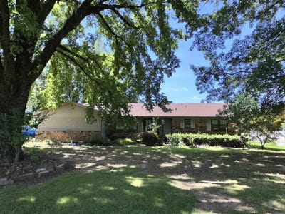 /international/us/2605-w-commercial-street-ozark-ar-110101341178/?lang=zh-tw