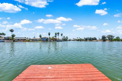 /international/us/1270-willow-lake-road-discovery-bay-ca-110108959895/