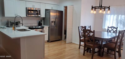 /international/us/2777-sports-village-23a-loop-pinetop-az-110106493986/