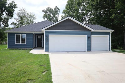 /international/us/4006-woodhill-drive-fort-wayne-in-110109609042/