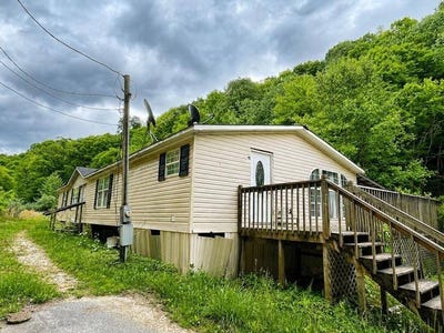 /international/us/61-hunt-place-inez-ky-110108303977/