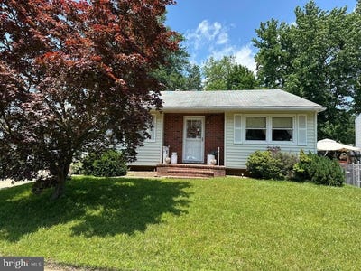 /international/us/29-e-maple-avenue-bellmawr-nj-110100979219/
