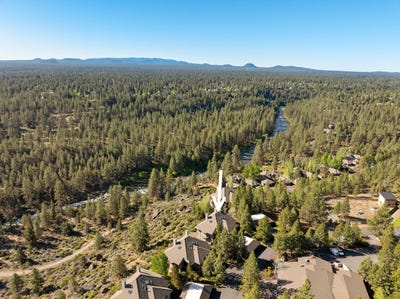 /international/us/19717-sw-mount-bachelor-drive-bend-or-110108079510/