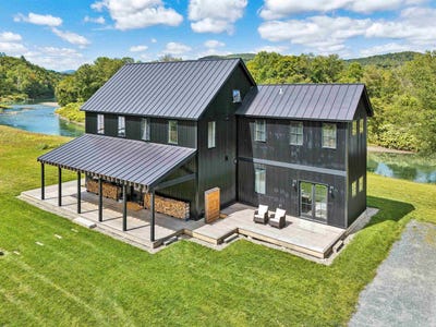 /international/us/2394-fletcher-hill-road-woodstock-vt-110107463962/