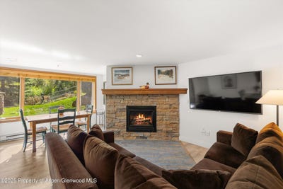/international/us/65-campground-lane-snowmass-village-co-110101519395/